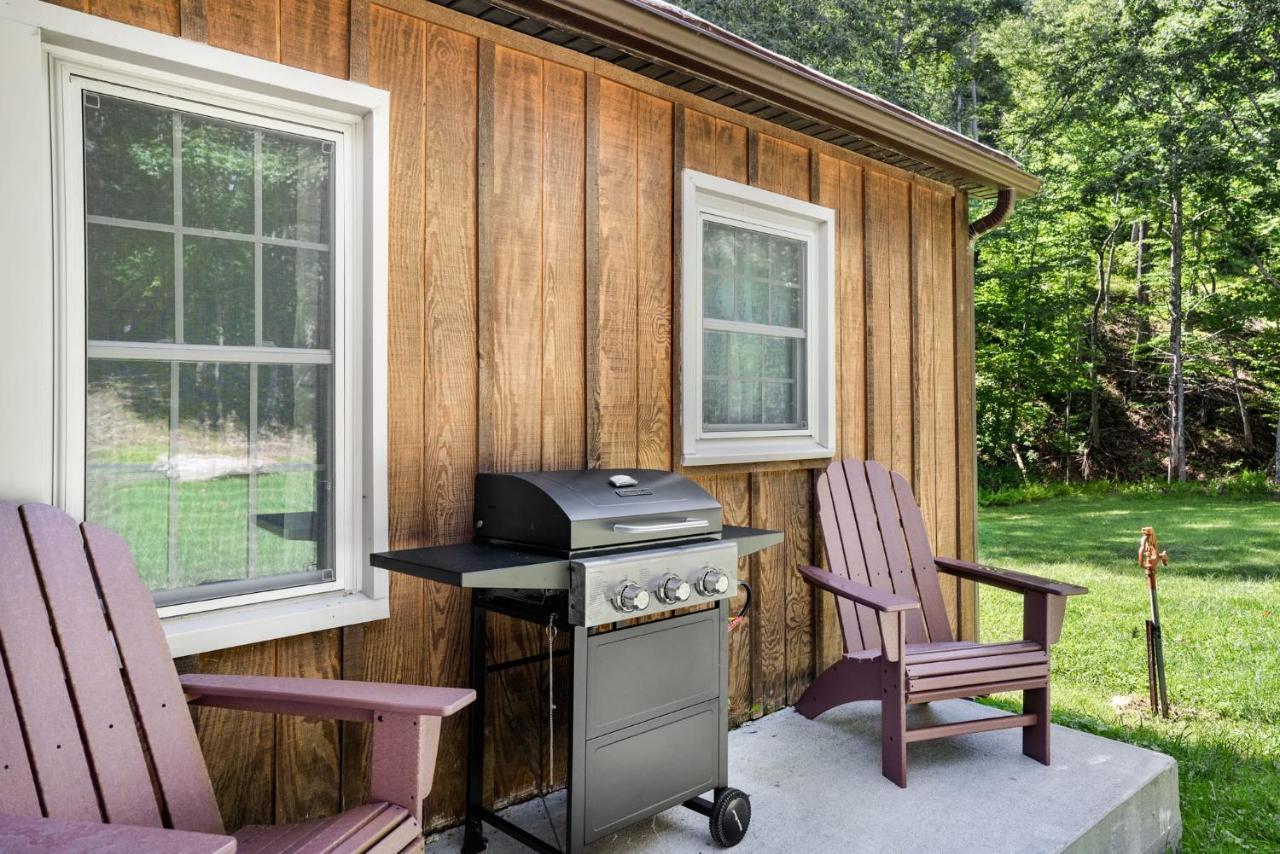 River Access W Hot Tub, Grill, Wifi, & Fire Pit! Lost City Exterior photo